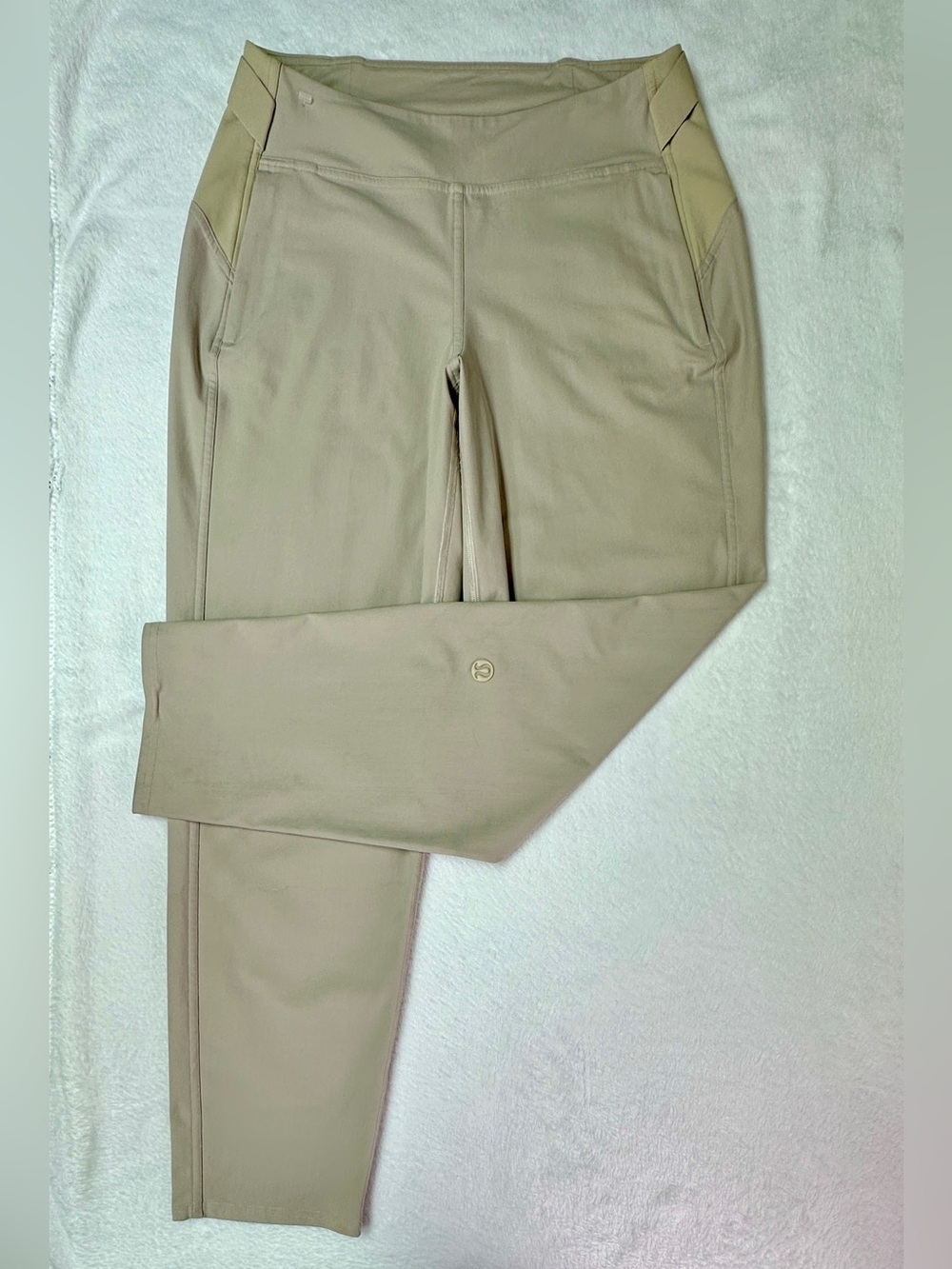 Lululemon Lab Warpstreme Mid-Rise Golf Pants Tan Beige - Size 6